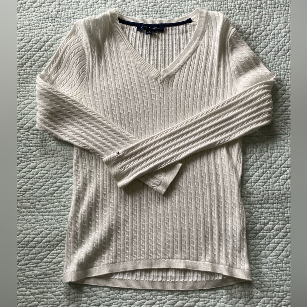 tommy hilfiger white v-neck sweater